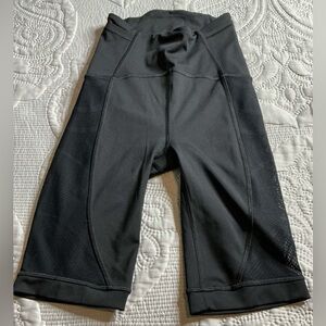 Lululemon Athletica black Women's Shorts size 0